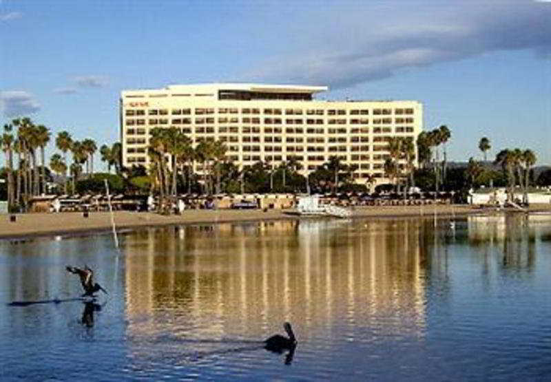 Marina Del Rey Marriott Hotel Los Angeles Exterior photo